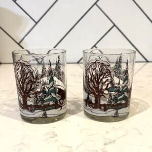 Vintage Currier & Ives collector's series Christmas old fashioned glasses x2